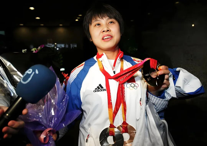 42岁的王濛，除了没结婚，人生全是天花板|短道速滑|冬奥会|王蒙|米兰冬奥会|运动员_新浪体育_新浪新闻